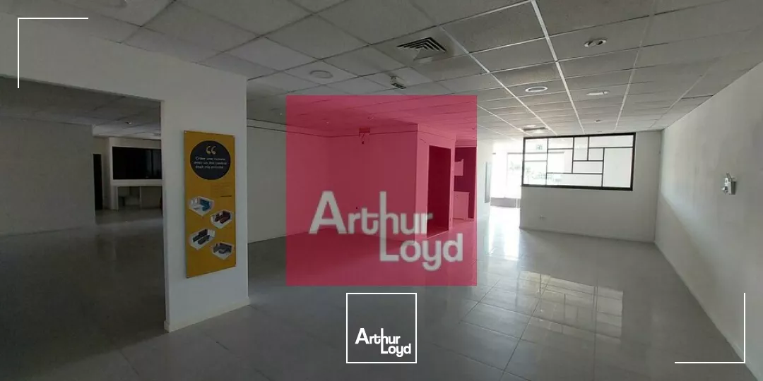 COURNON A LOUER LOCAL COMMERCIAL 560M² 