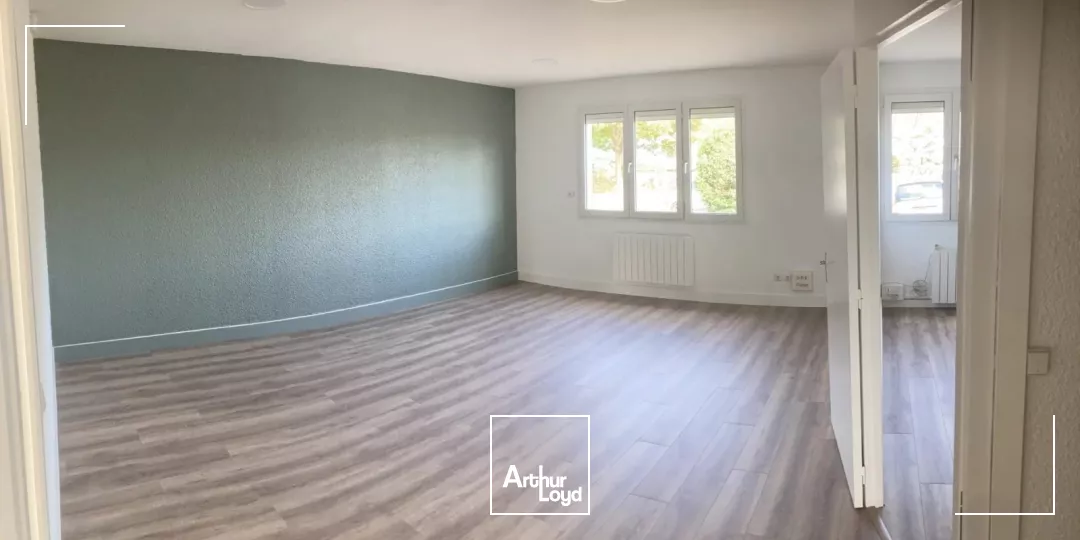 À LOUER : Bureaux de 81 m² + 4 places de parking privatives avec accès direct, SAINT-ETIENNE TECHNOPOLE