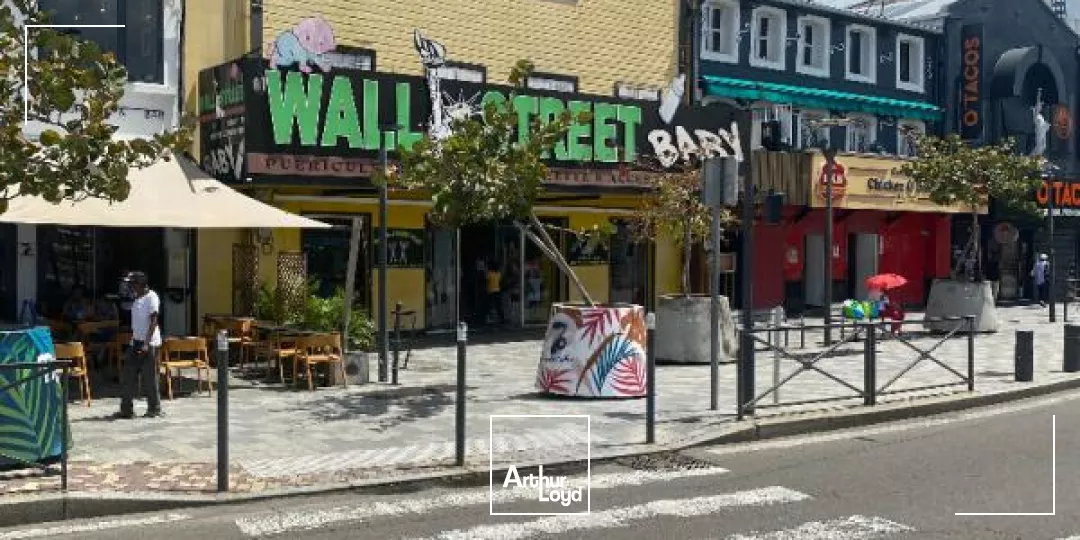 Local commercial 250 m2 FdF EMPLACEMENT NUMÉRO 1