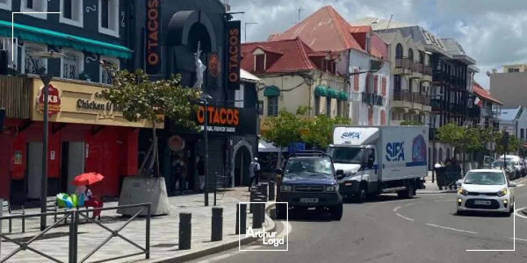 Local commercial 250 m2 FdF EMPLACEMENT NUMÉRO 1