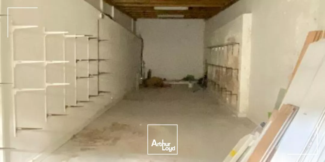 Local commercial 180 m2 FdF