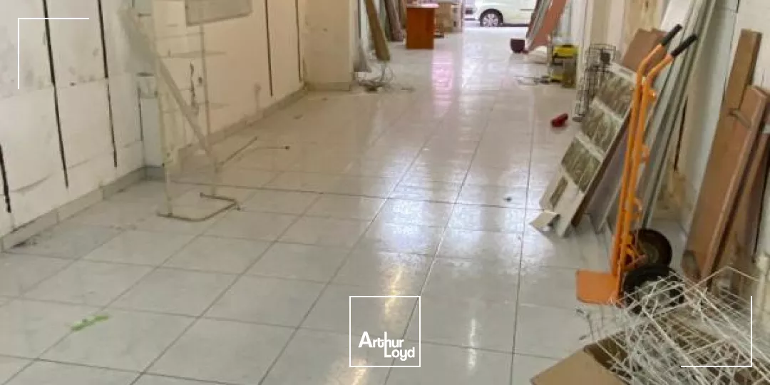 Local commercial 180 m2 FdF