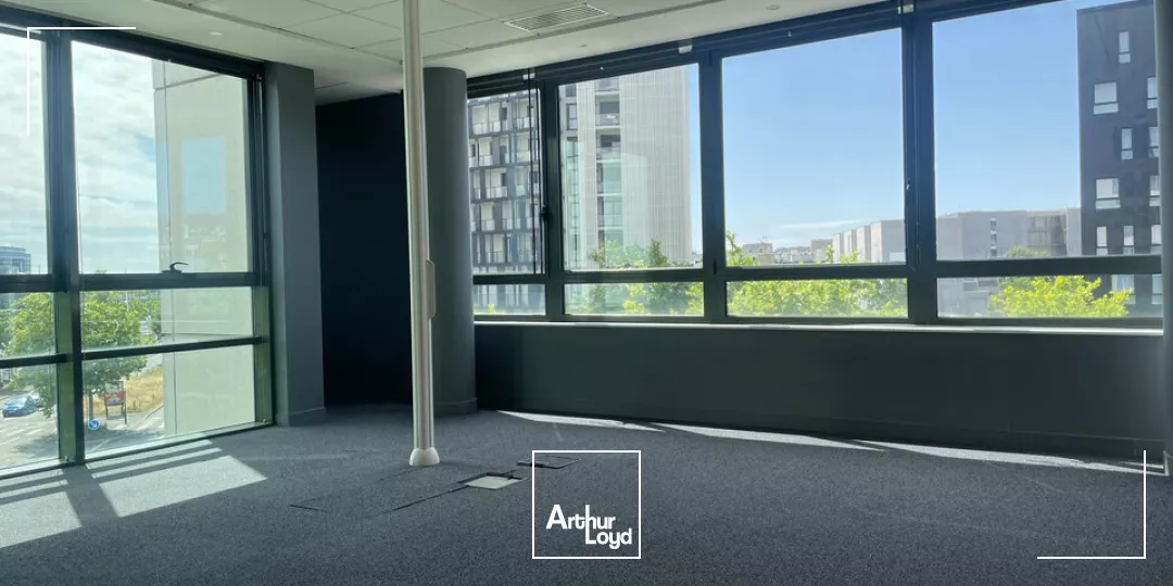 PLATEAU DE BUREAUX 491 M2 + PARKINGS