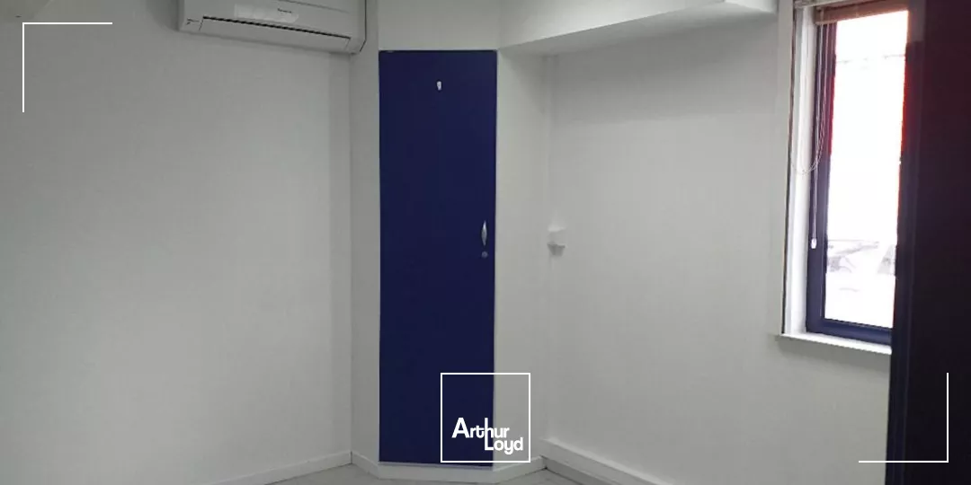 A VENDRE FORT-DE-FRANCE Local commercial 70 m2