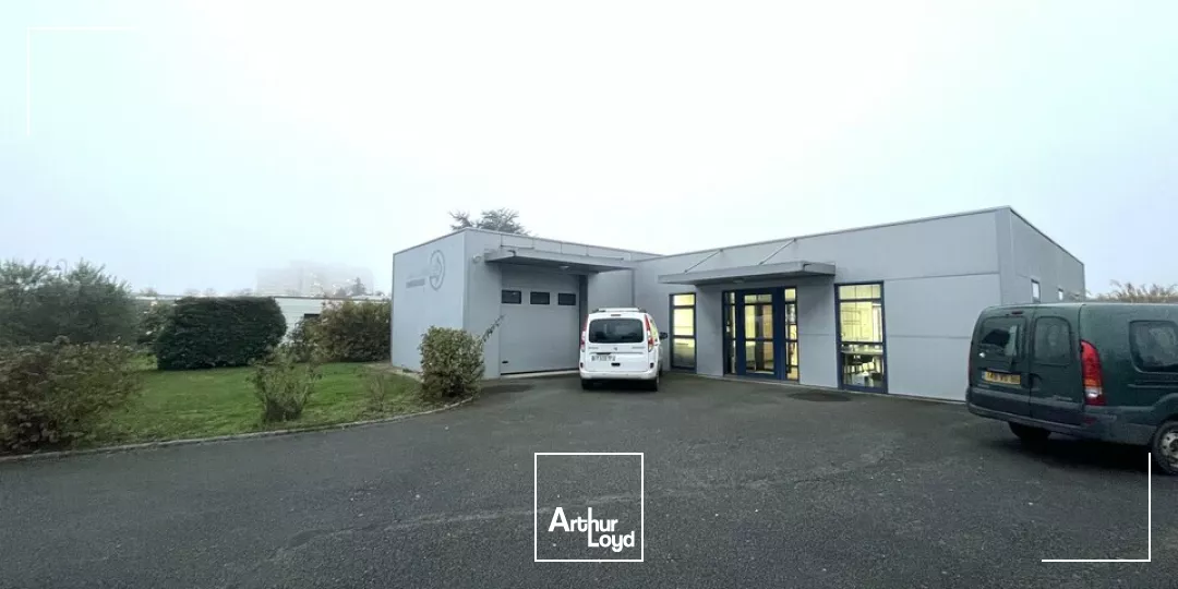 A VENDRE LOCAL PROFESSIONNEL DE 199m² - Secteur CHU