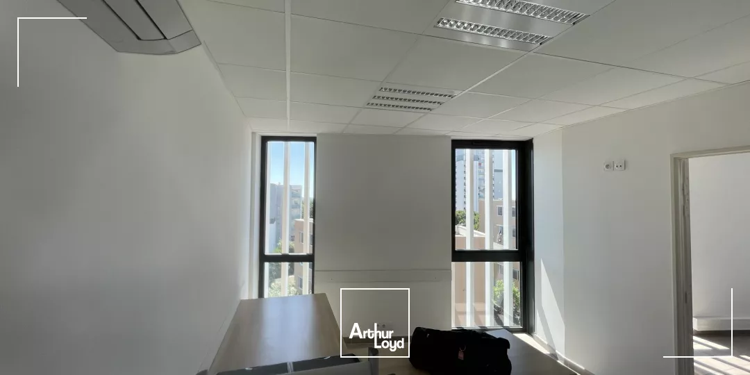 Bureau à louer - 45 m² - Béziers