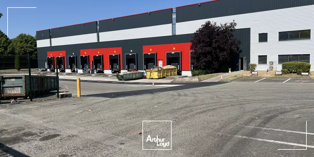 Entrepôts ICPE modulables à louer dès 8 115 m² - Goussainville, proximité Roissy CDG et Francilienne