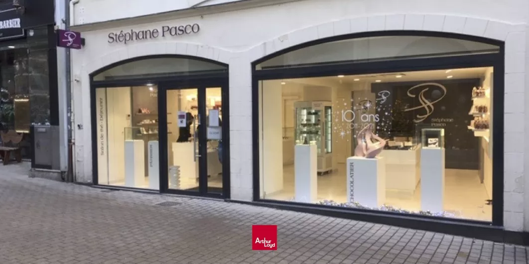 Arthur Loyd contribue au renouvellement de l offre commerciale en centre ville rue contrescarpe nantes