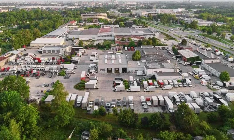 zone commerciale vue du ciel