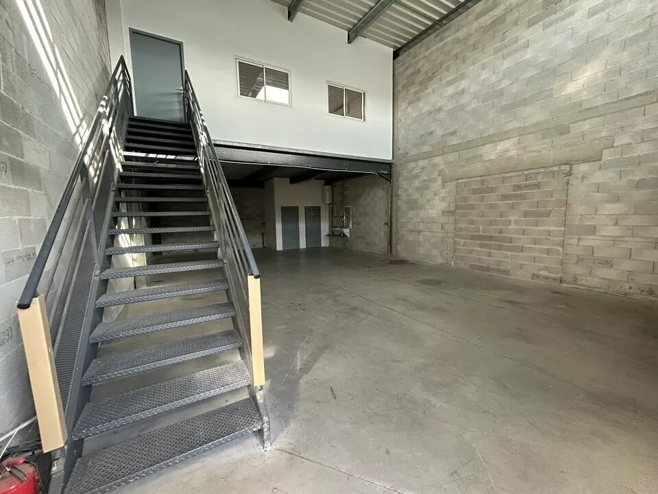 bail des locaux mixtes frejus