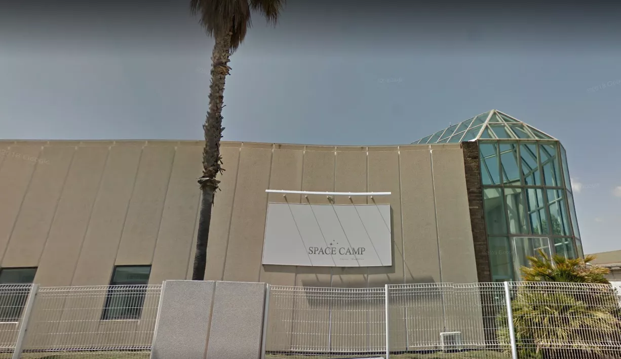 bureaux d'environ 100 m² situés Immeuble Space Camp à Cannes la Bocca