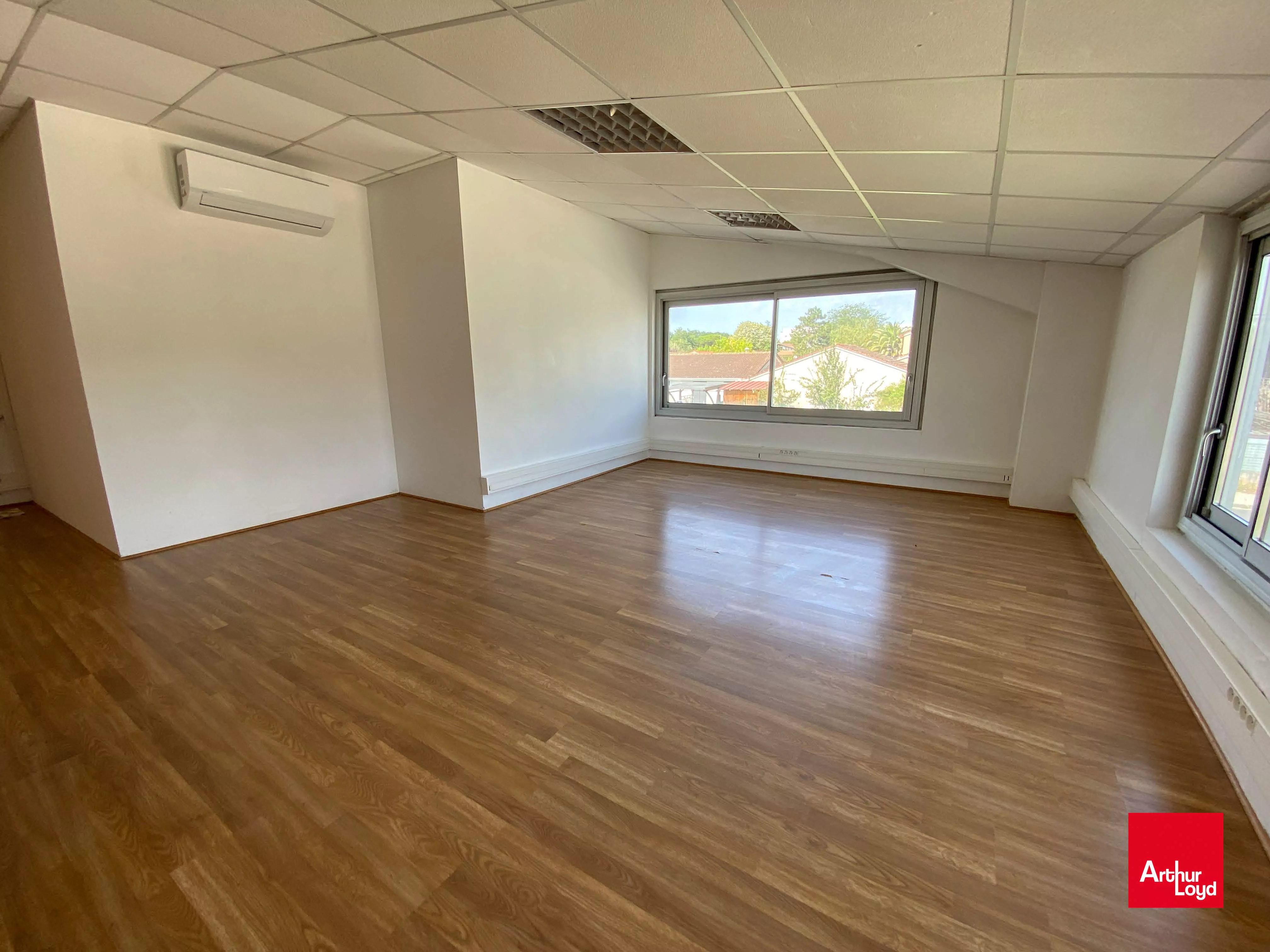 Bureaux Croix Rouge Villenave d'Ornon