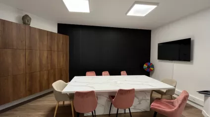 À LOUER - LOCAL COMMERCIAL DE 240M2 - ST-QUENTIN - Offre immobilière - Arthur Loyd