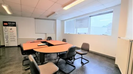 SAINT BENOIT GRAND LARGE POLYCLINIQUE - BUREAUX A LOUER 210 m² - Offre immobilière - Arthur Loyd