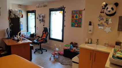 BUREAUX A VENDRE AU SEIN D'UN POLE MEDICAL CENTRE VILLE CHATELLERAULT (86) - Offre immobilière - Arthur Loyd