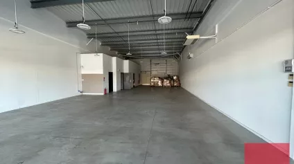 Locaux commerciaux à louer - Perpignan Nord - Offre immobilière - Arthur Loyd