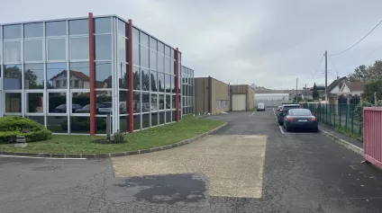 Bureaux à louer à BEZONS 95870 - Offre immobilière - Arthur Loyd