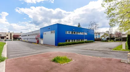 Locaux d'activité à louer à BEZONS 95870 - Offre immobilière - Arthur Loyd