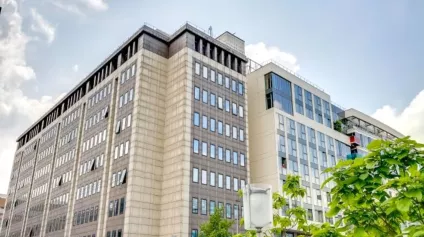 Au pied du RER A Nanterre-Préfecture - Bureaux lumineux et fonctionnels à louer - Offre immobilière - Arthur Loyd