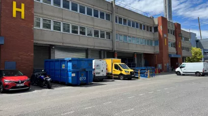 Saint-Ouen - Location de locaux d'activités et entrepôts à quai polyvalents avec bureaux, dès 559 m² - Offre immobilière - Arthur Loyd