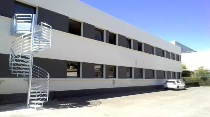 Bureaux rénovés à louer - Les Paluds - Aubagne - Offre immobilière - Arthur Loyd