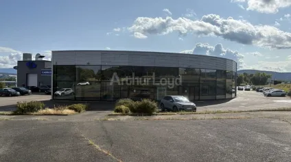 LOCAL COMMERCIAL à VENDRE de 2280 m² - Offre immobilière - Arthur Loyd