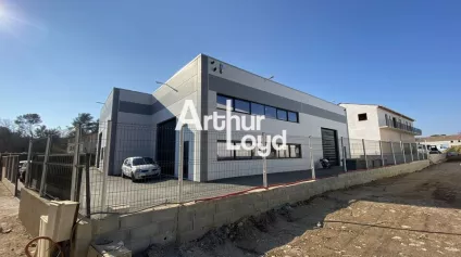 Location locaux d'activité 670 m² divisibles à partir de 100 m² - Tourettes - Offre immobilière - Arthur Loyd