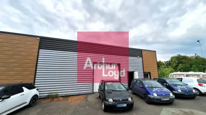 RIOM ZONE INDUSTRIELLE A VENDRE LOCAL ACTIVITE 150 M² - Offre immobilière - Arthur Loyd