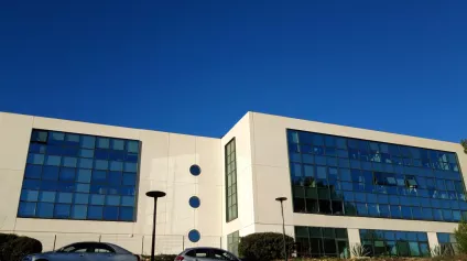 Bureaux rénovés avec vue mer à louer - ATHELIA IV - La Ciotat - Offre immobilière - Arthur Loyd