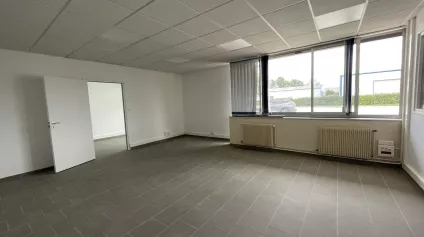 Bureaux à louer à PONT AUDEMER 27500 - Offre immobilière - Arthur Loyd