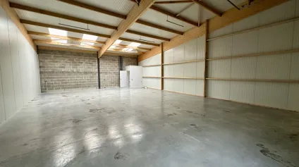 Locaux d'activité à louer à SAINT LEONARD 76400 - Offre immobilière - Arthur Loyd
