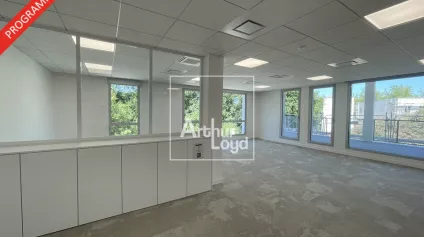 Un lieu de travail idéal dans un territoire hyper connecté ! - Offre immobilière - Arthur Loyd