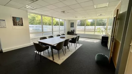 Bureaux à louer à MONT SAINT AIGNAN 76130 - Offre immobilière - Arthur Loyd