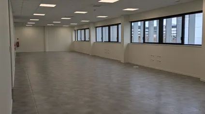 Limoges ZONE NORD Local d'activité Limoges environ 3000 m² - Offre immobilière - Arthur Loyd