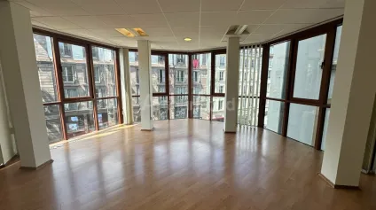 BUREAUX à LOUER de 47 m² - Offre immobilière - Arthur Loyd