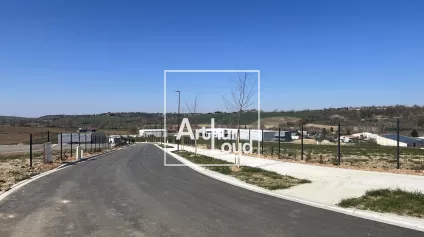 TERRAINS À VENDRE - DREMIL-LAFAGE - Offre immobilière - Arthur Loyd