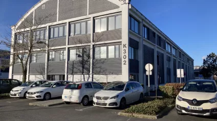 Trois lots de bureaux lumineux 190, 283 et 319m2 à vendre à Soissons avec accès PMR. - Offre immobilière - Arthur Loyd