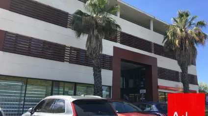 Bureaux à louer Montpellier Parc 2000 accès PMR et parkings privatifs - Offre immobilière - Arthur Loyd