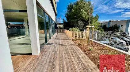 LOCAL COMMERCIAL NEUF - 306 M2 A LOUER - LATTES - Offre immobilière - Arthur Loyd