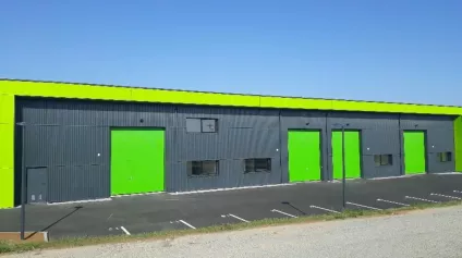 A LOUER LOCAUX D'ACTIVITES MERDRIGNAC - Offre immobilière - Arthur Loyd