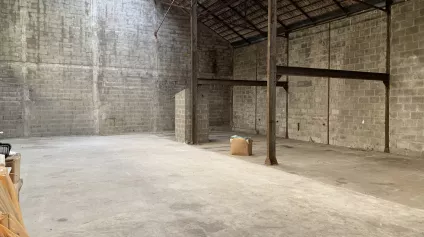 VENTE D'UN COMMERCE AVEC STOCKAGE D'ENVIRON 380 m² A QUIMPER - Offre immobilière - Arthur Loyd