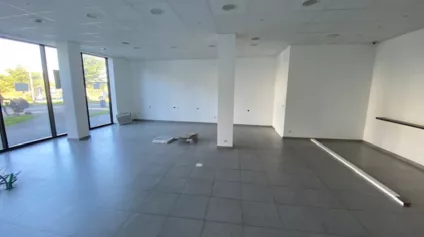 A LOUER LOCAL COMMERCIAL RIVE DROITE DE BREST - Offre immobilière - Arthur Loyd