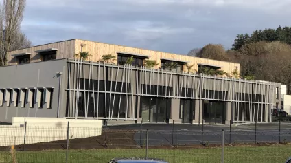 BUREAUX A LOUER - ALLEE DE KERMORVAN QUIMPER - Offre immobilière - Arthur Loyd
