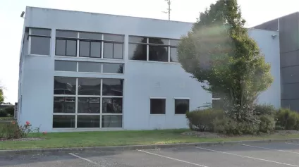 A LOUER ACTIVITES ET BUREAUX TECHNOPOLE BREST - Offre immobilière - Arthur Loyd