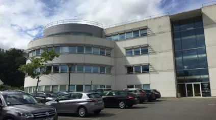 BUREAUX RENOVES A LOUER - CARQUEFOU - Offre immobilière - Arthur Loyd