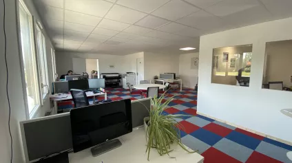 A VENDRE - BUREAUX - 86m2 - 10MIN DE PORNIC - Offre immobilière - Arthur Loyd