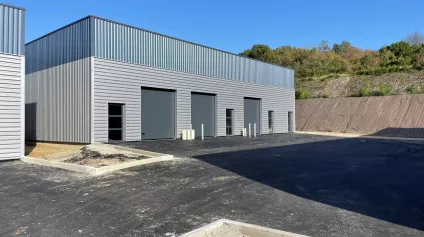 Cellules artisanales neuves à vendre à Bassens - Offre immobilière - Arthur Loyd