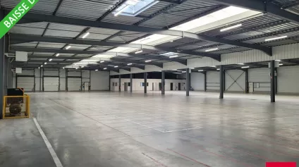 LOCATION BATIMENT 2700m² // 3 quais LE MANS SUD - Offre immobilière - Arthur Loyd