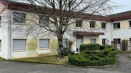 TOURS SUD CHAMBRAY - D 910 ECHANGEUR A10 - A LOUER BUREAUX DE 274 M² - PARKING FACILE - Offre immobilière - Arthur Loyd