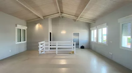 A LOUER Local d'activité ZAC Aytre 234 m2 environ - Offre immobilière - Arthur Loyd